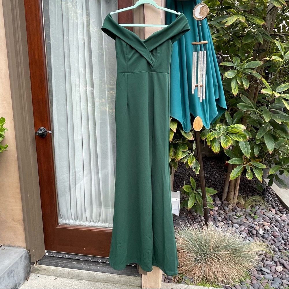 Lulu’s Song of Love Off the Shoulder Hunter Green Maxi Dress - Picture 4 of 5